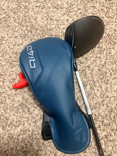 TaylorMade TaylorMade Qi4D Driver Right Handed Driver 10.5 Loft (New) stiff  with tool
