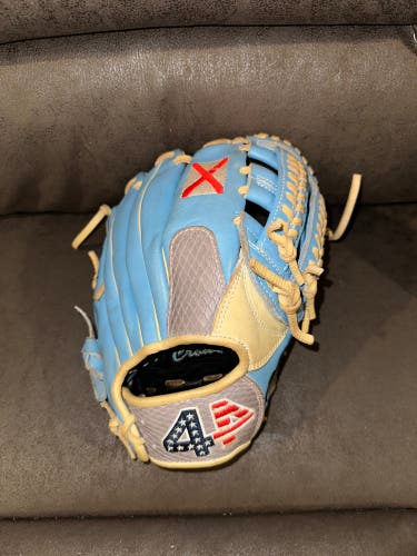 44 Pro Signature Series RH Baseball Glove 11.5" (Used)