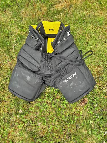 CCM Premier R1.5 Hockey Goalie Pants (Junior Large)