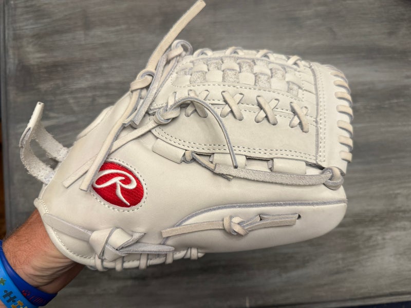Rawlings Liberty Advanced RH Softball Glove 12" (New)