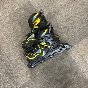 Used FIHUNY Senior Rec Fitness Skates Black Senior 4 11614-S000240787