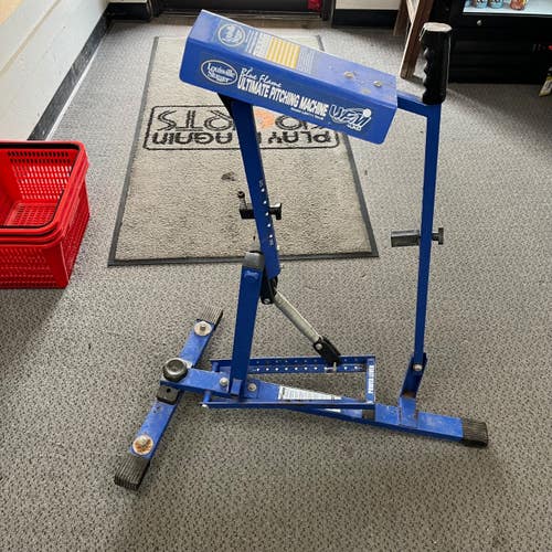 Used Louisville Slugger BLUE FLAME BB/SB Pitching Machine 11855-S000207491