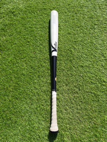 2025 Victus JrodShow Bat (-3) 30 oz 33" (Used)