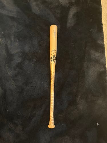 Louisville Slugger MLB Prime Maple Bat (-3) 29 oz 32" (Used)