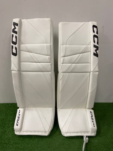CCM Extreme Flex E6.9 Goalie Leg Pads | Senior Size 33" (+1)