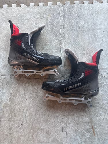 Bauer Vapor Hyperlite 2 Inline Skates Regular Width Size 10 (Used)