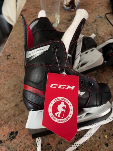Black CCM JetSpeed FT455 Hockey Skates 9 (New)