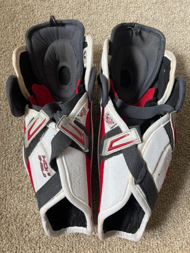 Senior CCM Vector 13" Shin Pads (Used)