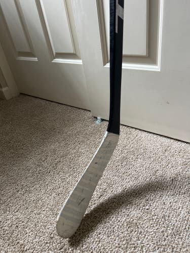 Intermediate True A4.5 SBP Right Handed Hockey Stick TC2 58 Flex (Used)