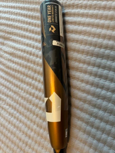 2022 DeMarini Zoa Composite BBCOR Certified Bat (-3) 30 oz 33" (New)