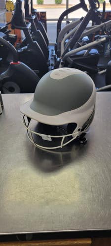 Used RIP-IT 6 1/2 - 7 3/8 WITH MASK Batting Helmet w/Mask White L/XL 11497-S000159824