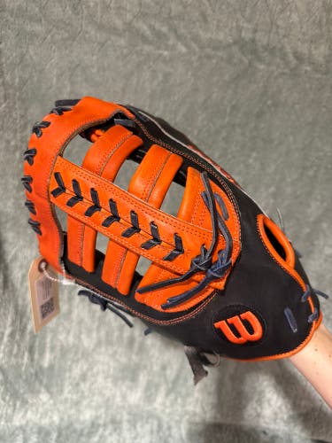 Blue Wilson A2000 LH First Base Baseball Glove 12" (Used)