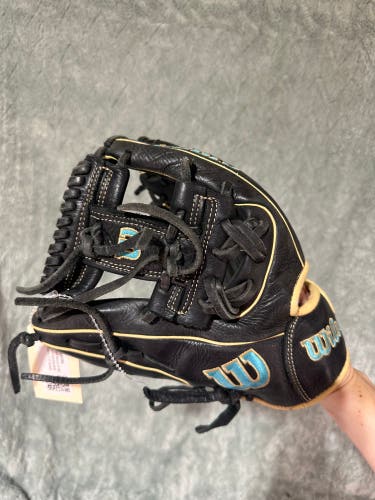 Black Wilson A1000 LH Infield Baseball Glove 11.5" (Used)