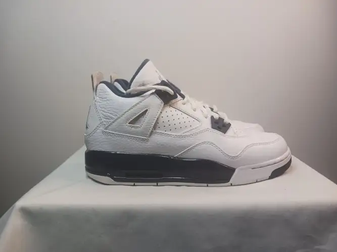 Nike Air Jordan 4 Retro BG ‘Columbia’ Legend Blue GS 408452-107 - Sz 4.5 Y (Used)