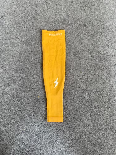 Yellow Bruce Bolt arm sleeve
