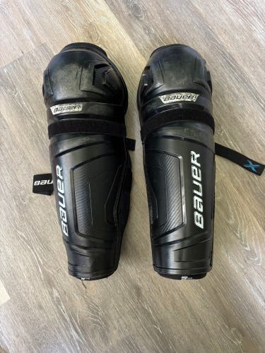 Intermediate Bauer X- 14" Shin Pads (Used)