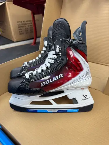 NEW 8.0 Fit 2 Bauer Vapor Flylite Hockey Skates