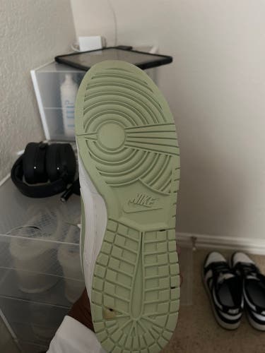 Green Men's Size 13.0 (W 14.0) Nike Dunk Low Shoes (Used)