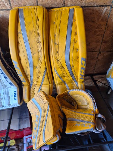 34" CCM Premier II Pro Goalie Full Set