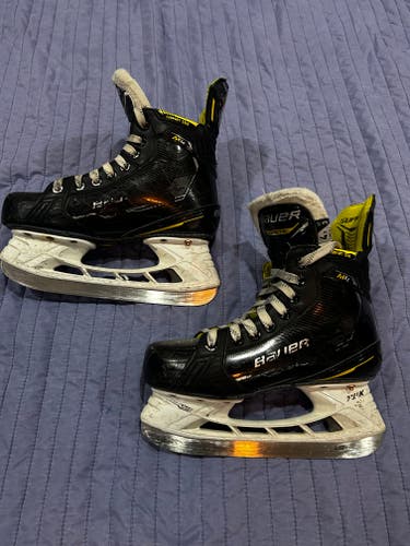 Intermediate Bauer Supreme M4 Hockey Skates  (Fit 3) | Size:4.5 (Used)
