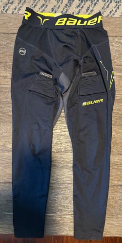 Black XS Boys Bauer Compression (Used)