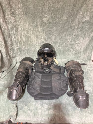 Intermediate Rawlings Catcher's Set (Used)