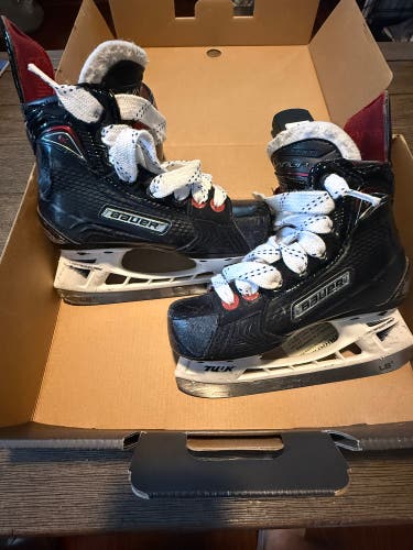 2017 Bauer Vapor 1X Youth Hockey Skates - Size 11.5 (Used)