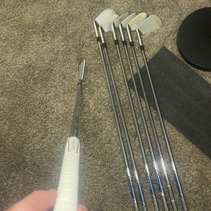Nike Vapor Pro Right Handed Iron Set Extra Stiff Flex (Used)