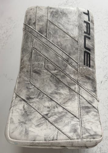 True HZRDUS 7x4 Regular (Used)