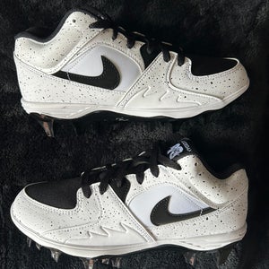 Men's Size M 7.5 (W 8.5) Adult Jordan Stadium 90 Cement Cleats (New)