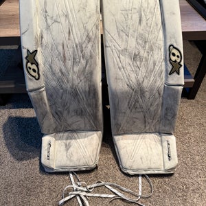 33"  Brian's Sub-Zero 7.0 Goalie Leg Pads  (Used)
