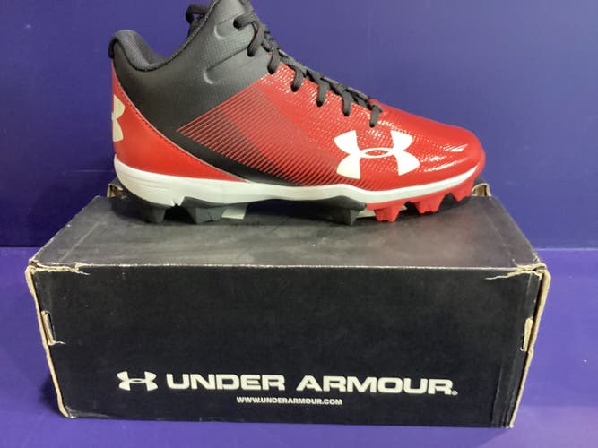 Red Kid's 4.5Y (Big Kids / Youth) Youth Under Armour High Top Molded Cleats (New)