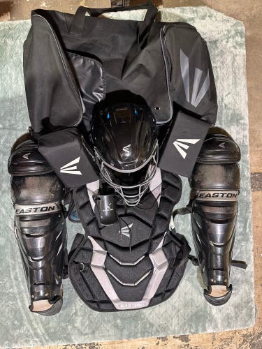 Adult Easton Gametime Catcher's Set (Used)