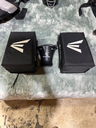 Adult Easton Gametime Catcher's Set (Used)