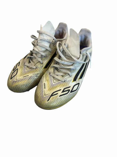Used Adidas Soccer Cleats White Junior 04.5 11682-S000135646
