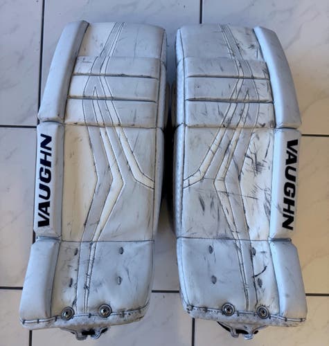 24" 2024 Vaughn Velocity Goalie Leg Pads (Used)
