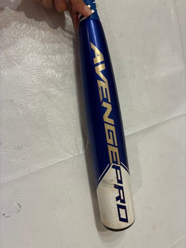 2023 AXE Avenge Pro Composite USSSA Certified Bat (-8) 22 oz 30" (Used)