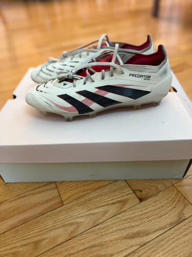 White Men's Size M 8.5 (W 9.5) Adidas Predator Elite FG Cleats (Used)