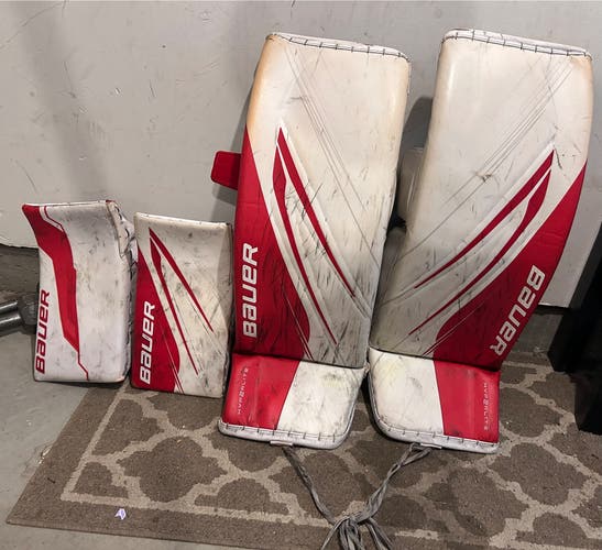 34" 2023 Bauer Hyperlite 2 Regular Goalie Full Set (Used)