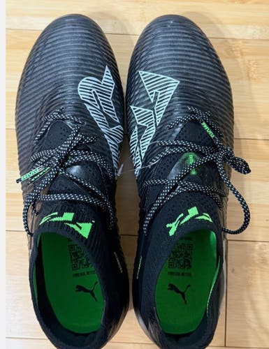 Black Men's Size M 8.5 (W 9.5) Puma Future Molded Cleats Cleats (New)