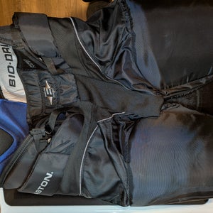 Senior XXL Easton Stealth S13 Hockey Pants (Used)