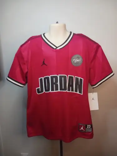 Jordan Jersey Boys Red Black Embroidered 23 Jumpman Sz.S (New)