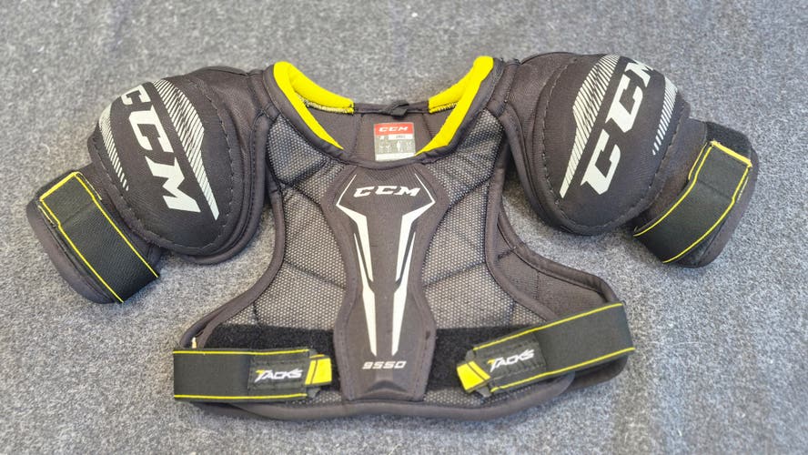 Junior Small CCM Tacks 9550 Hockey Pants (Used)