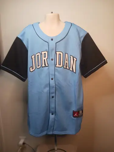 Air Jordan Michael North Carolina Colors #23 Baseball Jersey Youth Large (New)