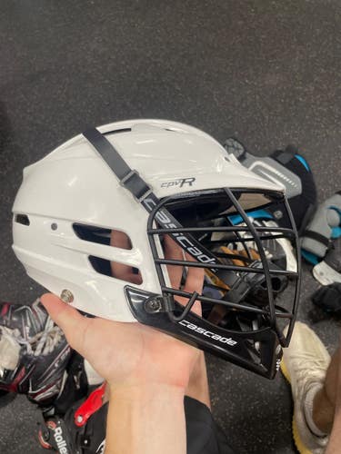 Used Cascade CPV-R Lacrosse Helmet White One Size 11337-S000492736
