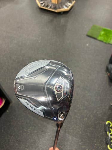 Used Callaway QUANTUM MAX D Mens Driver RH 10.5 Degree 11337-S000492544