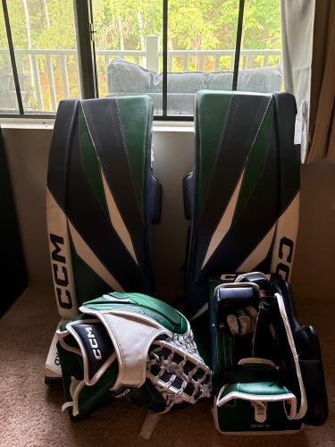 32" + 1.5” CCM Axis XF Pro Regular Goalie Full NHL Custom Set