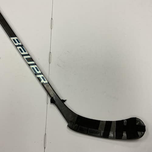 Used Bauer NEXUS GEO Junior One Piece Left Black And Carolina Blue 40 Flex 11855-S000207587