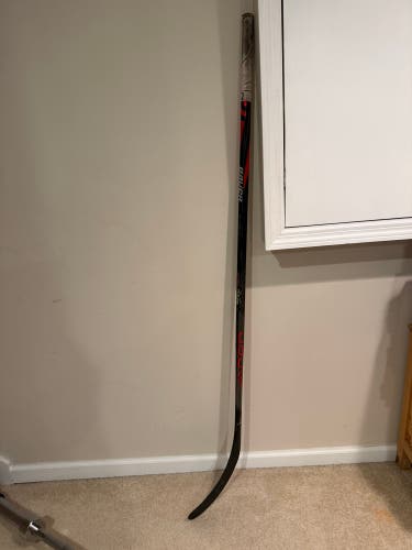 Senior Bauer Vapor Flylite Left Hand Hockey Stick P92 77 Flex (Used)
