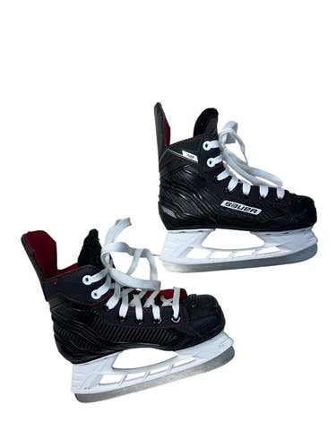 Used Bauer NS Youth Hockey Skate Black And Red Youth 13.0 11835-S000210565